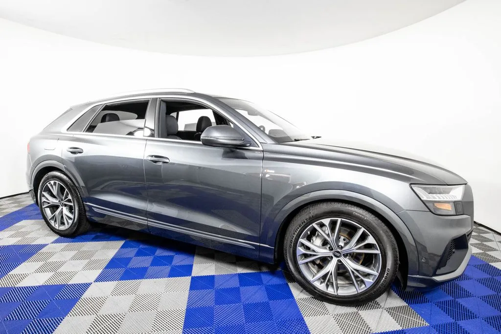 2023 Audi Q8 Premium Plus - Photo 3