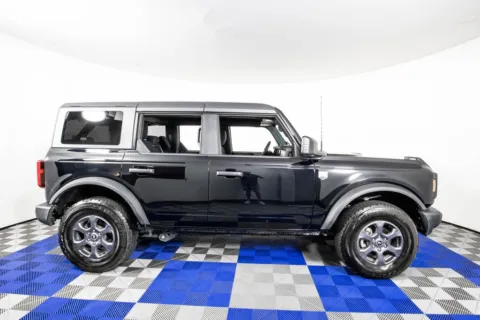 More photos of 2025 Ford Bronco Big Bend at Apple Sport Imports, TX