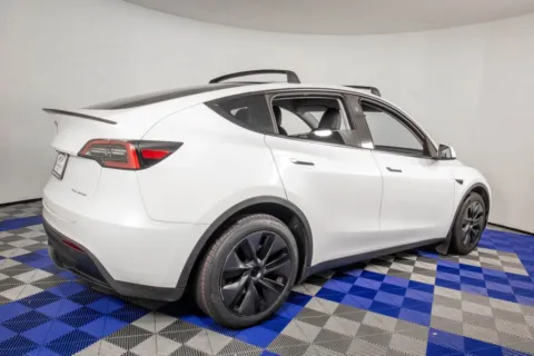 More photos of 2024 Tesla Model Y Long Range at Apple Sport Imports, TX