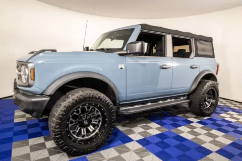 Blue 2021 Ford Bronco Big Bend for sale in Austin, TX