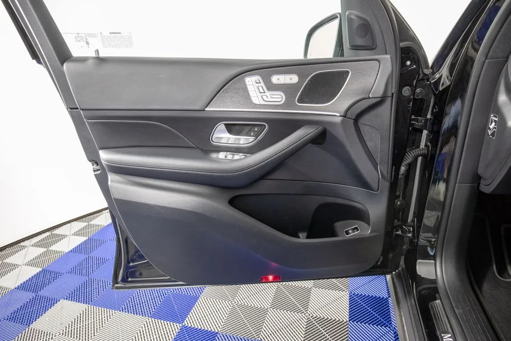 2025 Mercedes-Benz GLE GLE350 - Photo 13