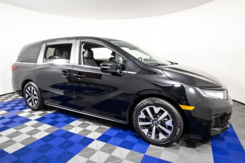 Another view of 2025 Honda Odyssey EX-L for sale in Austin, TX at Apple Sport Imports