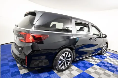 More photos of 2025 Honda Odyssey EX-L at Apple Sport Imports, TX
