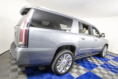 More photos of 2018 Cadillac Escalade ESV Platinum Edition at Apple Sport Imports, TX