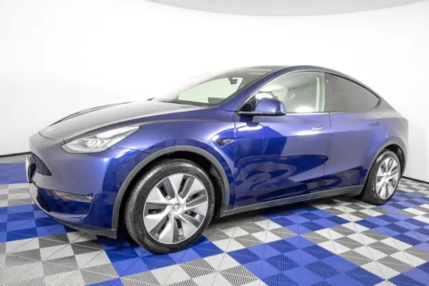 Blue 2022 Tesla Model Y Long Range for sale in Austin, TX