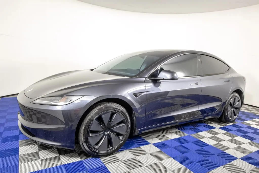 2025 Tesla Model 3 Long Range's photo