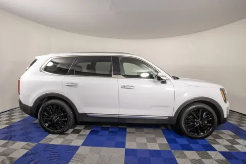 More photos of 2021 Kia Telluride SX at Apple Sport Imports, TX