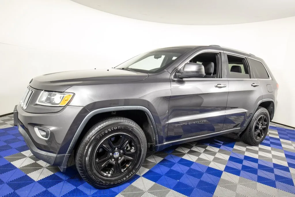 2016 Jeep Grand Cherokee Laredo E's photo