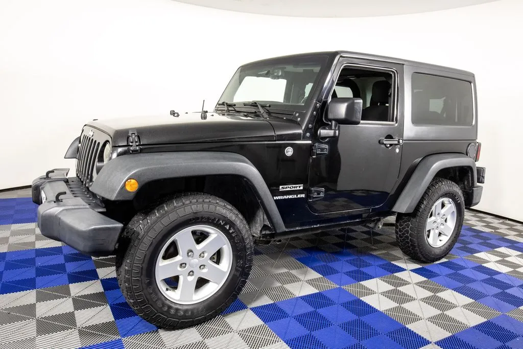 2016 Jeep Wrangler Sport S's photo