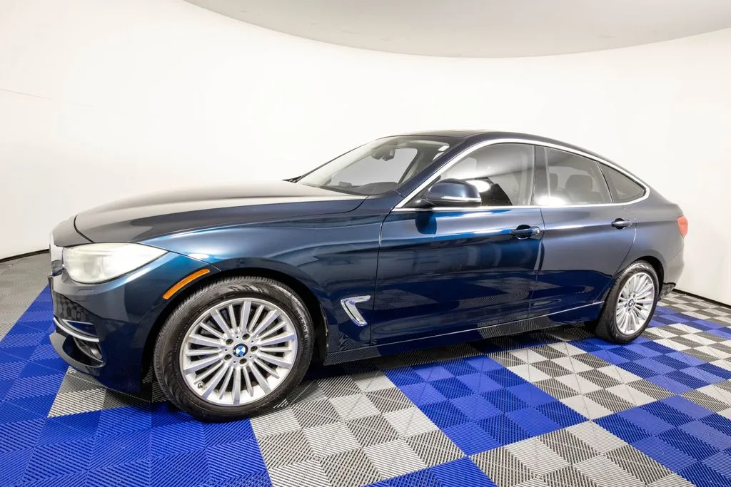 2014 BMW 3 Series 335i xDrive Gran Turismo's photo