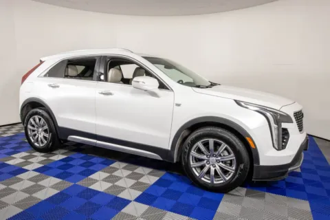 White 2021 Cadillac XT4 Premium Luxury for sale in Austin, TX