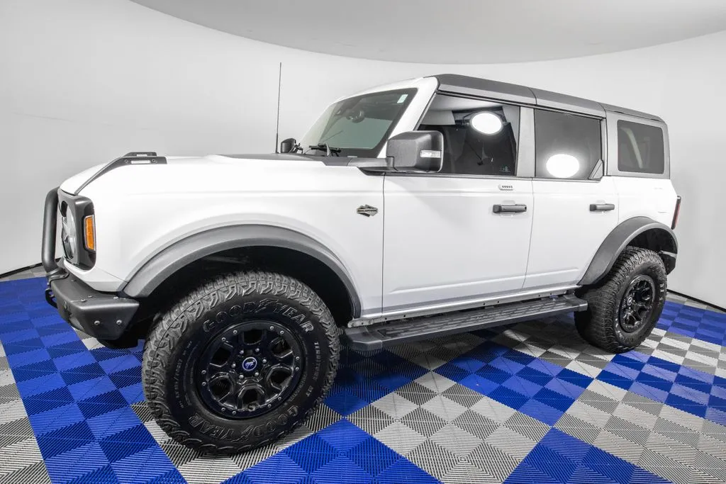 2022 Ford Bronco Wildtrak 4x4's photo