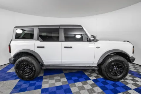 More photos of 2022 Ford Bronco Wildtrak at Apple Sport Imports, TX