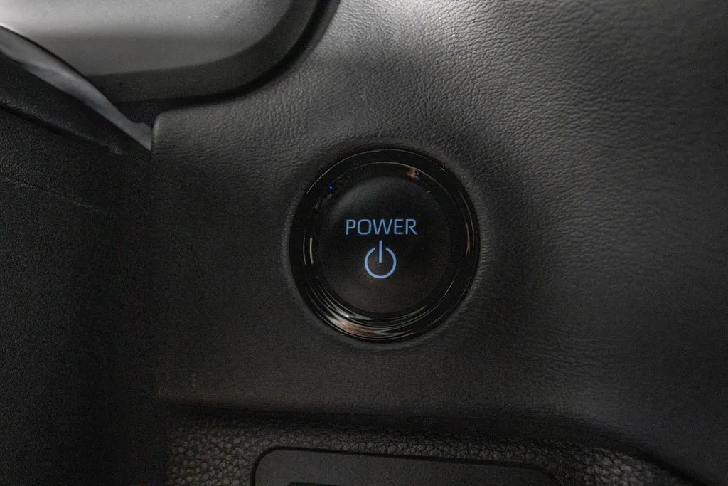 2025 Toyota Sequoia Platinum - Photo 26