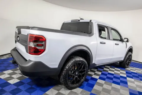 More photos of 2025 Ford Maverick XLT at Apple Sport Imports, TX
