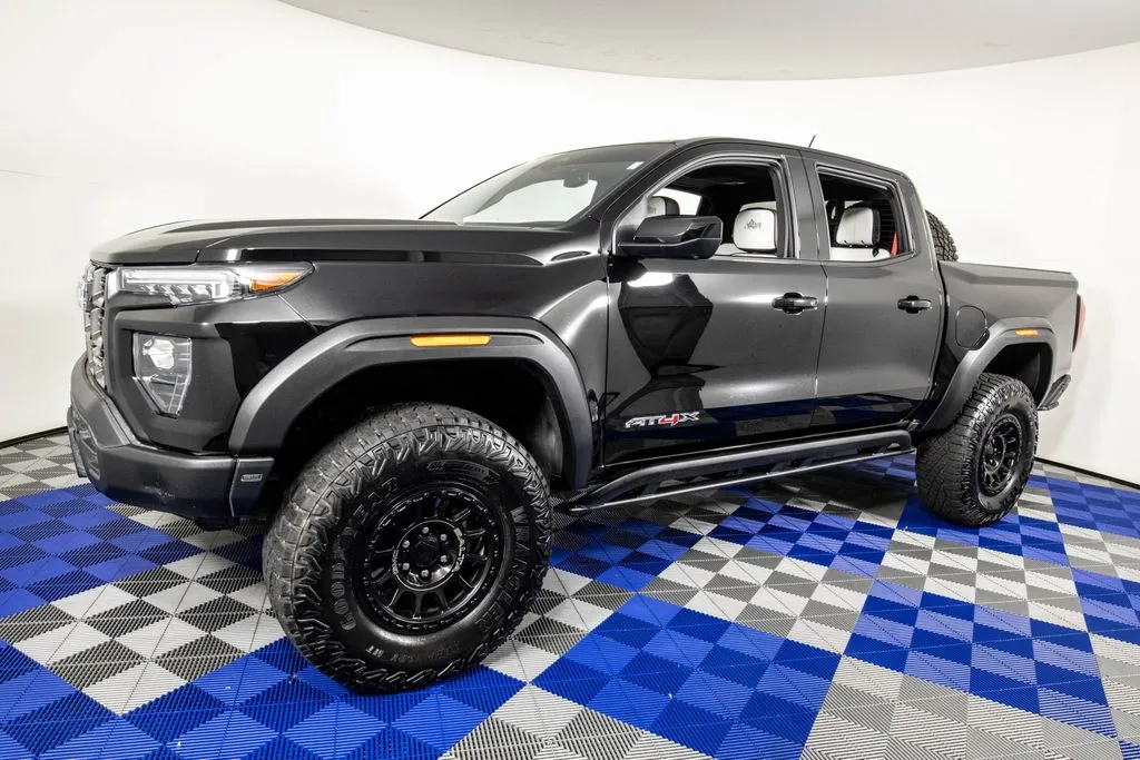 Black 2024 GMC Canyon AT4X for sale in Austin, TX
