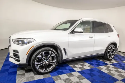 White 2022 BMW X5 xDrive40i for sale in Austin, TX