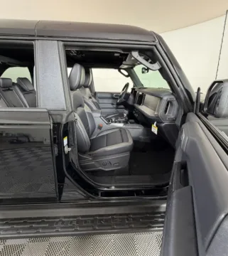 More photos of 2026 Ford Bronco Outer Banks at Apple Sport Imports, TX