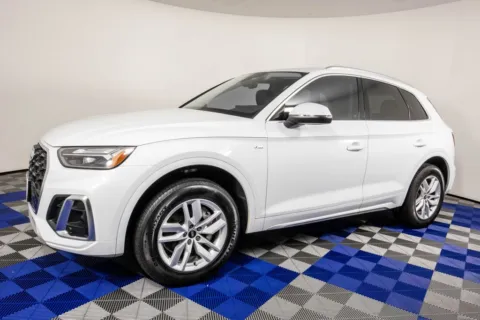 White 2023 Audi Q5 45 S line Premium for sale in Austin, TX