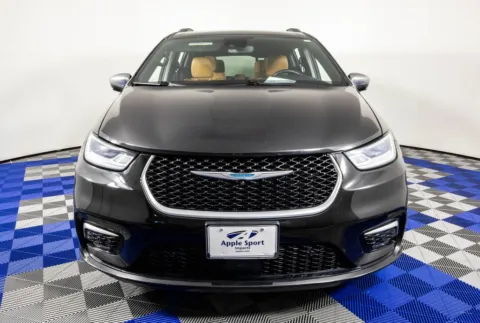 Photos of 2021 Chrysler Pacifica Hybrid Pinnacle for sale in Austin, TX at Apple Sport Imports