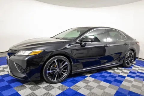 Black 2018 Toyota Camry XSE for sale in Austin, TX