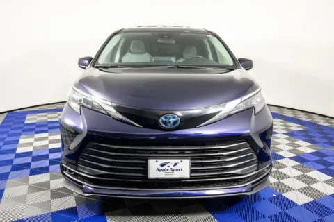 Photos of 2024 Toyota Sienna LE for sale in Austin, TX at Apple Sport Imports