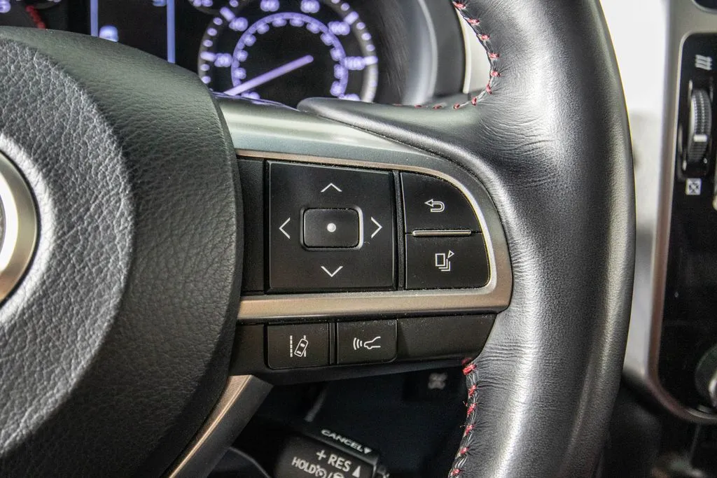 2023 Lexus GX PREMIUM - Photo 24