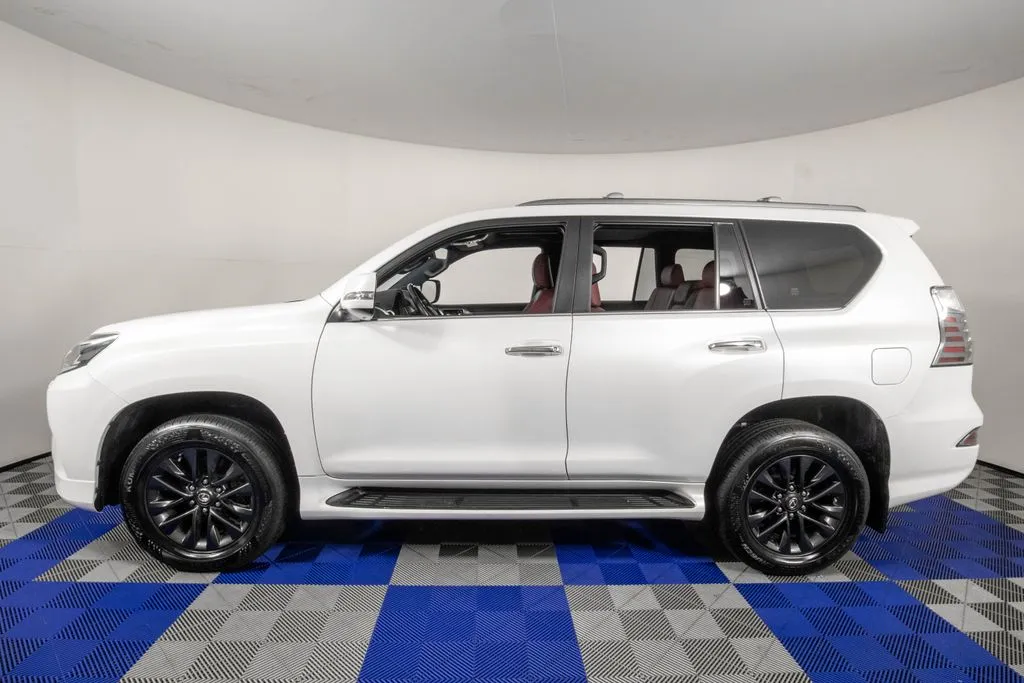 2023 Lexus GX PREMIUM - Photo 9