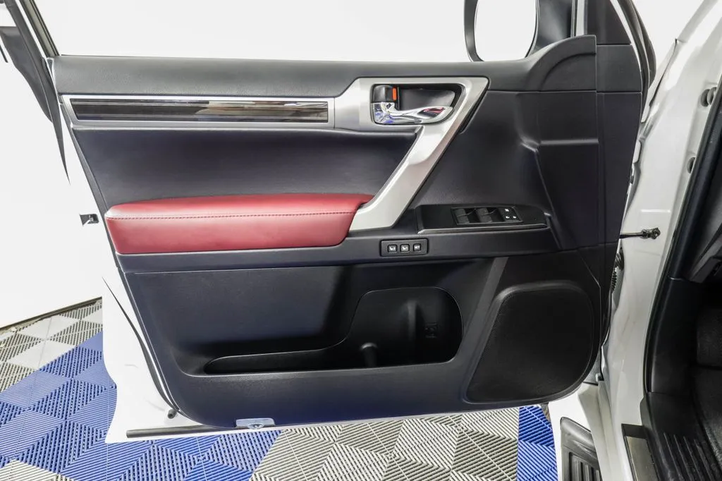 2023 Lexus GX PREMIUM - Photo 16