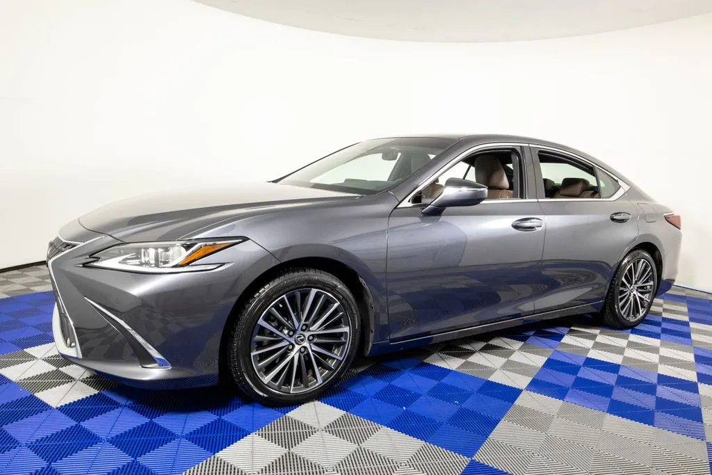Gray 2023 Lexus ES 350 for sale in Austin, TX