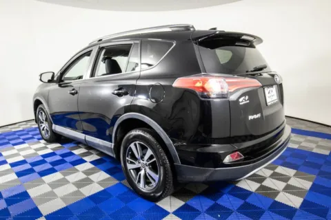 More photos of 2018 Toyota RAV4 XLE at Apple Sport Imports, TX