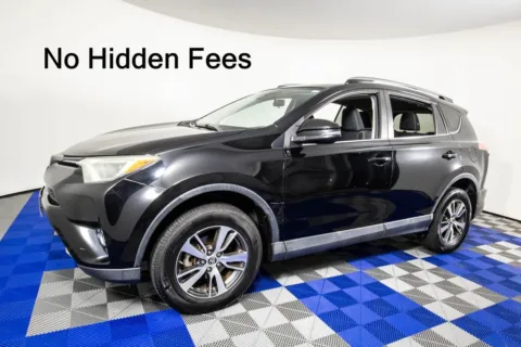 Black 2018 Toyota RAV4 XLE for sale in Austin, TX
