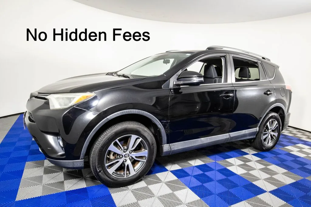 Black 2018 Toyota RAV4 XLE for sale in Austin, TX