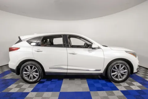 More photos of 2019 Acura RDX Technology Package at Apple Sport Imports, TX