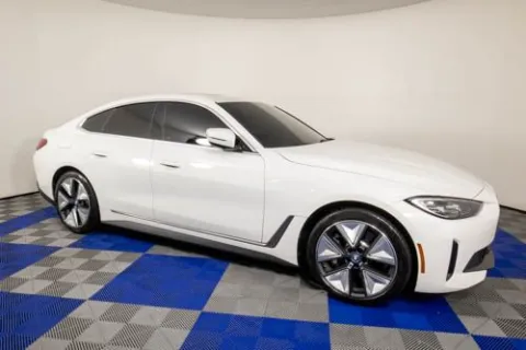 More photos of 2023 BMW i4 eDrive35 at Apple Sport Imports, TX