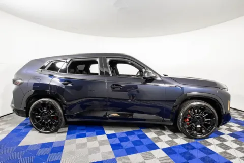 More photos of 2025 BMW XM at Apple Sport Imports, TX