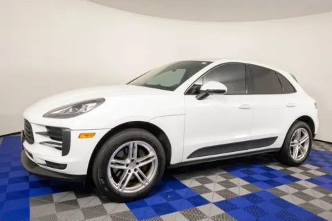 Photos of 2019 Porsche Macan Premium for sale in Austin, TX at Apple Sport Imports