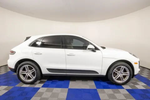 More photos of 2019 Porsche Macan Premium at Apple Sport Imports, TX