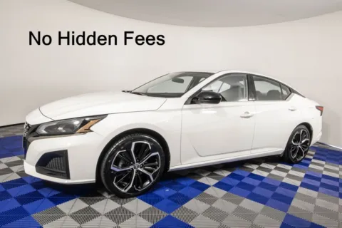 White 2025 Nissan Altima 2.5 SR for sale in Austin, TX