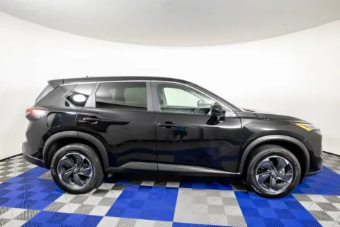 More photos of 2025 Nissan Rogue SV at Apple Sport Imports, TX