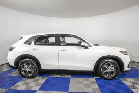 More photos of 2023 Honda HR-V EX-L at Apple Sport Imports, TX