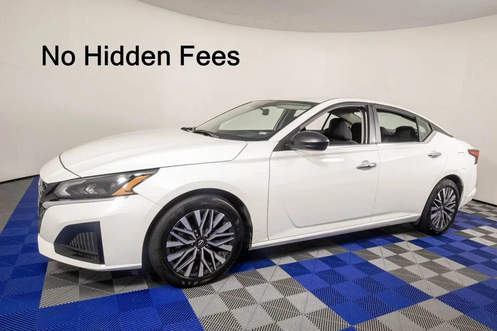 White 2025 Nissan Altima 2.5 SV for sale in Austin, TX