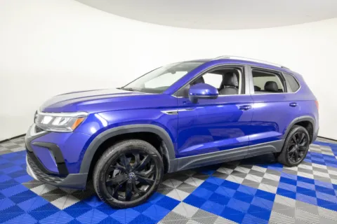 Photos of 2024 Volkswagen Taos 1.5T SE for sale in Austin, TX at Apple Sport Imports