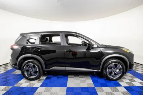 More photos of 2025 Nissan Rogue SV at Apple Sport Imports, TX