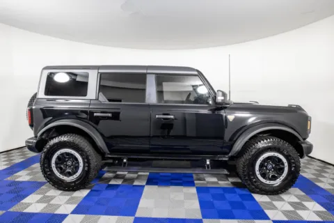 More photos of 2023 Ford Bronco Badlands at Apple Sport Imports, TX