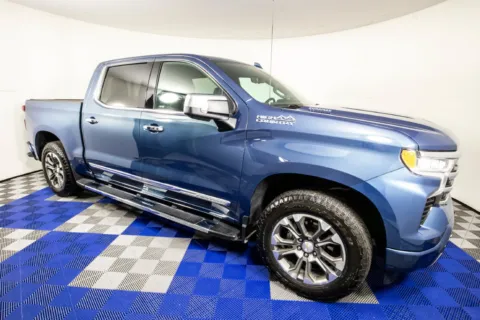 More photos of 2024 Chevrolet Silverado 1500 High Country at Apple Sport Imports, TX