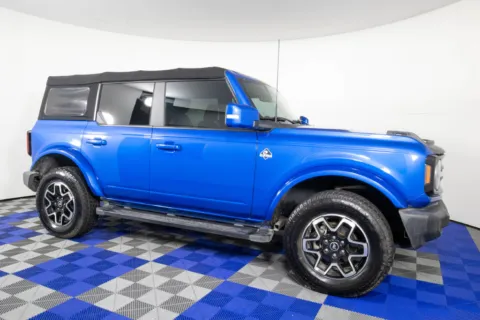 Another view of 2022 Ford Bronco Outer Banks for sale in Austin, TX at Apple Sport Imports
