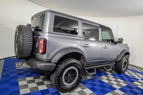 More photos of 2022 Ford Bronco Outer Banks at Apple Sport Imports, TX