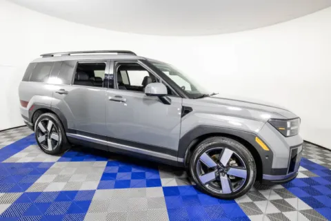 More photos of 2024 Hyundai Santa Fe Limited at Apple Sport Imports, TX