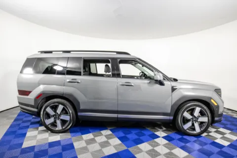 More photos of 2024 Hyundai Santa Fe Limited at Apple Sport Imports, TX